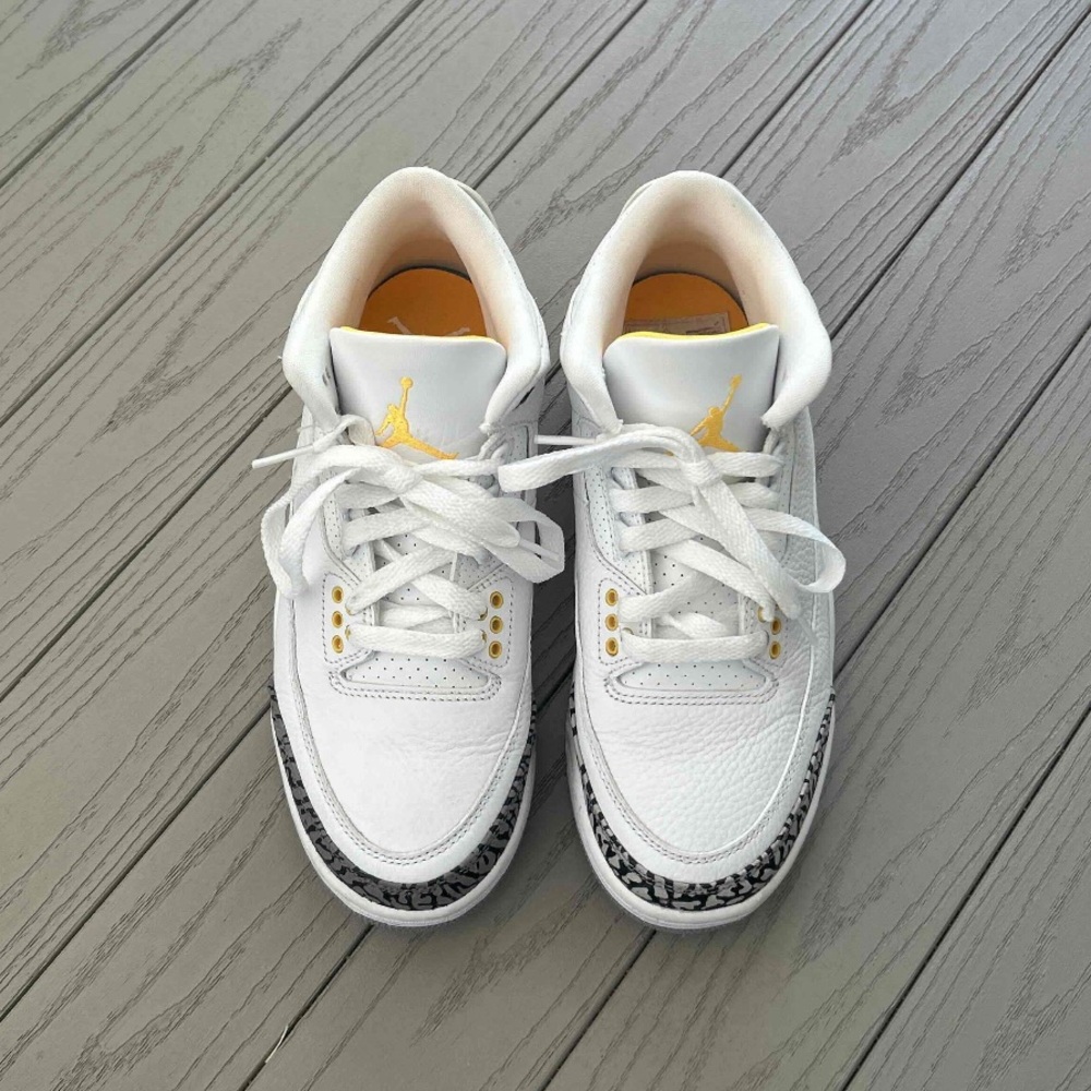 Jordan 3 retro ‘laser orange (women’s)’